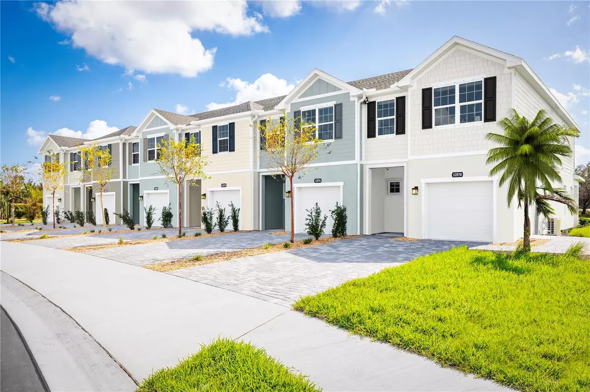 Davenport, FL 33837,1224 PINEYWOOD FIELD DR