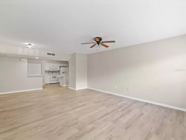 Palm Harbor, FL 34685,3358 MERMOOR DR #2102