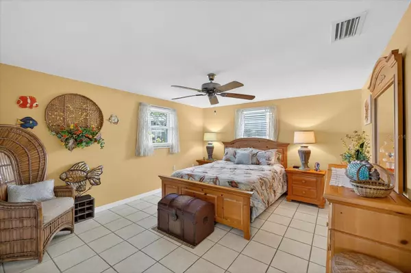 New Port Richey, FL 34652,5061 ENSIGN LOOP