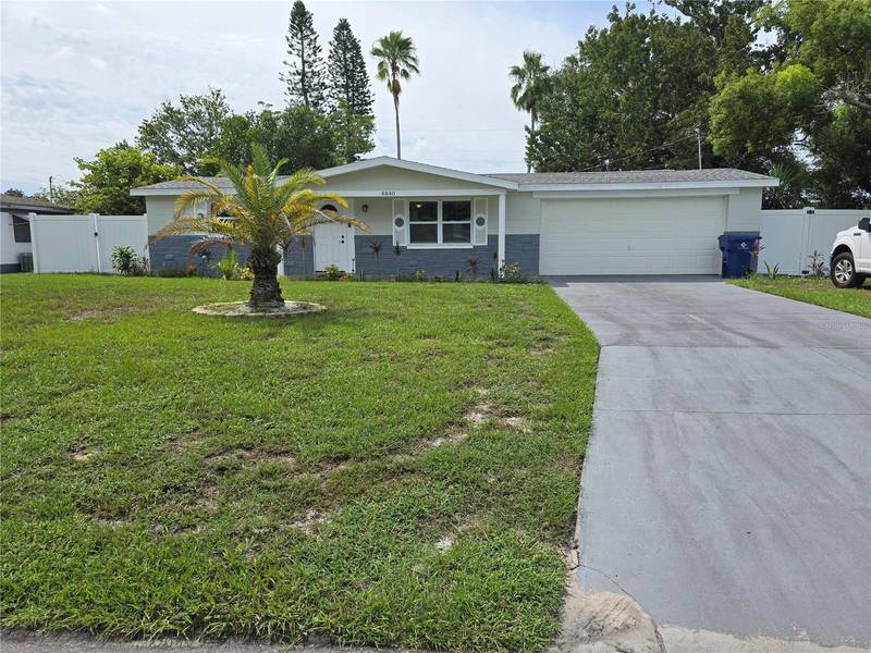 4840 BLOSSOM DR, Holiday, FL 34690