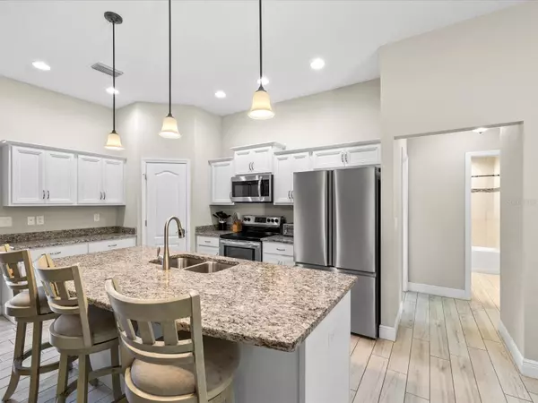 Weeki Wachee, FL 34613,9027 MAVIS RD