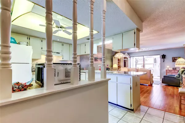 Hudson, FL 34667,7317 GREYSTONE DR