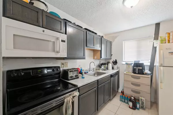 Land O Lakes, FL 34639,22707 WATERSEDGE BLVD #57