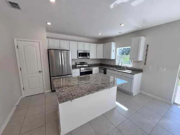 Weeki Wachee, FL 34614,11400 CHICKADEE RD