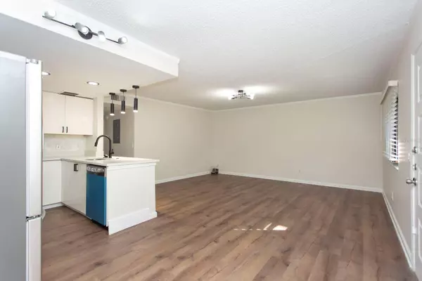 Orlando, FL 32822,2301 OAK PARK WAY #101