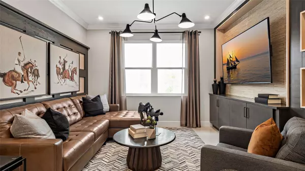 Lady Lake, FL 32159,557 HAMMOCK OAKS BLVD