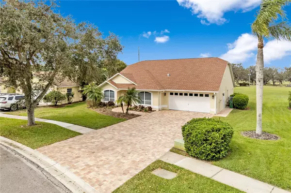 Zephyrhills, FL 33542,6741 NORTHLAKE DR