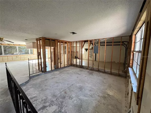 Hudson, FL 34667,13610 CLAUDIA DR