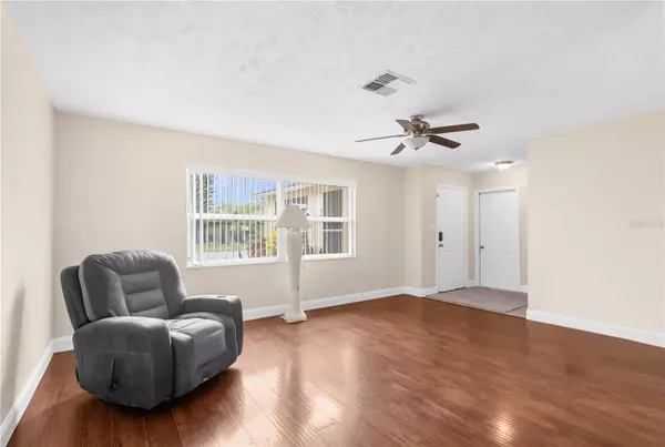 Port Richey, FL 34668,11422 FOX RUN