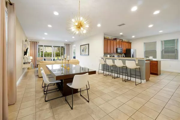 Kissimmee, FL 34747,220 PENDANT CT