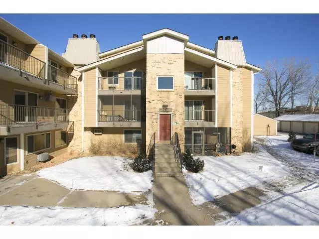 2240 Ridge DR #33, Saint Louis Park, MN 55416