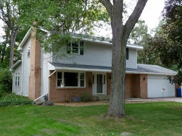 Apple Valley, MN 55124,140 Shasta CT