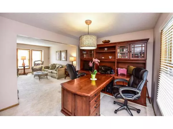 Burnsville, MN 55306,300 Interlachen RD