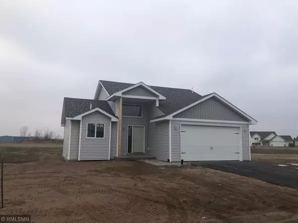 451 Ladd LN, Osceola, WI 54020