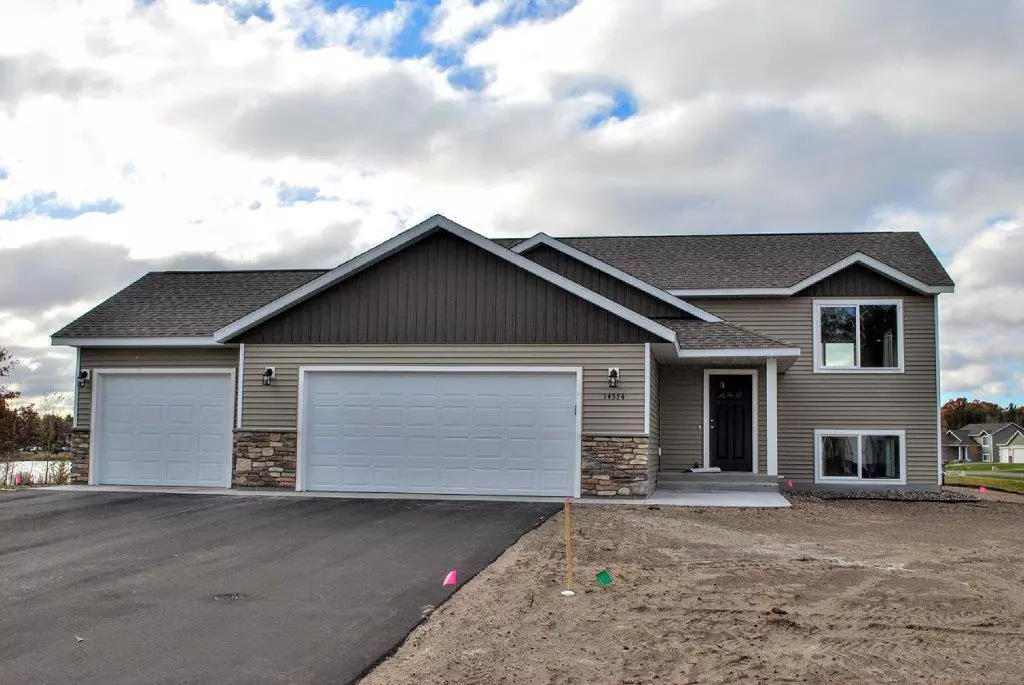 Baxter, MN 56425,14574 Grand Oaks DR