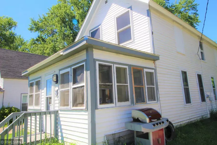 25 W 3rd ST, Rush City, MN 55069