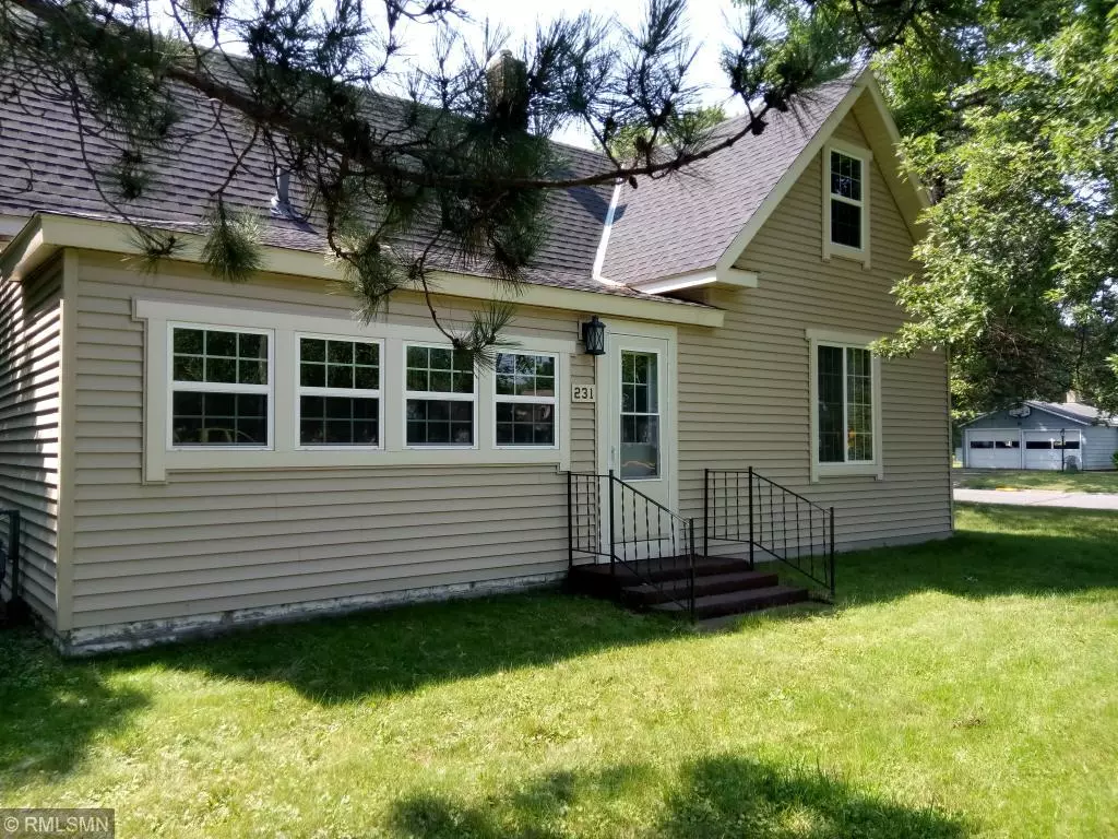 Mora, MN 55051,231 W maple AVE