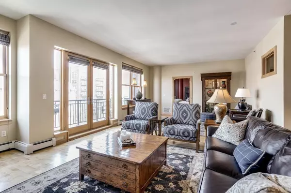 Minneapolis, MN 55401,401 N 2nd ST #406