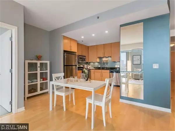 Minneapolis, MN 55404,929 Portland AVE #1011