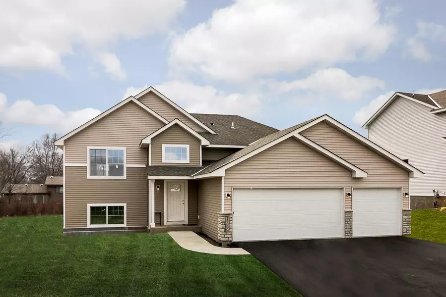 17989 Equinox AVE, Lakeville, MN 55044