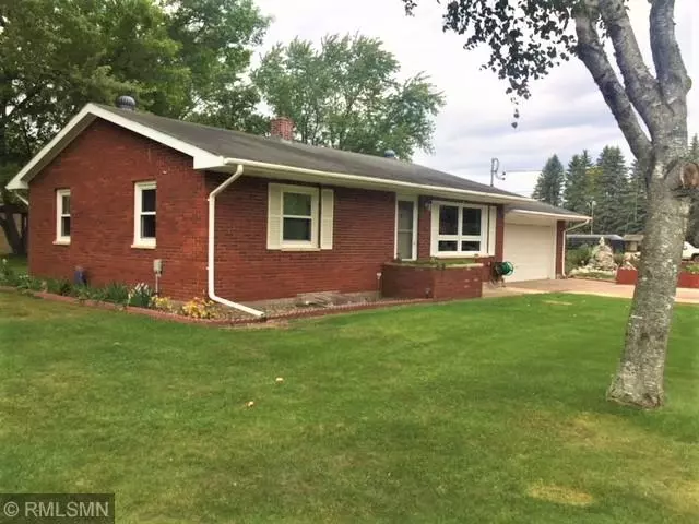 17059 Riverwood DR, Little Falls, MN 56345