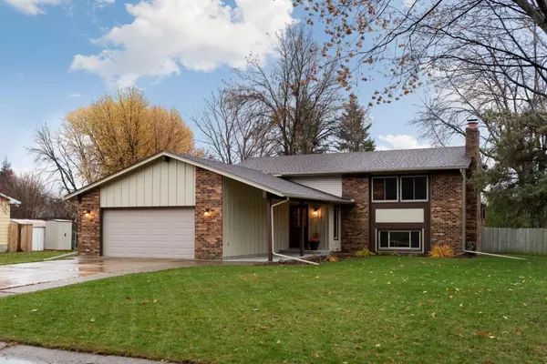 Eden Prairie, MN 55346,17281 Park CIR