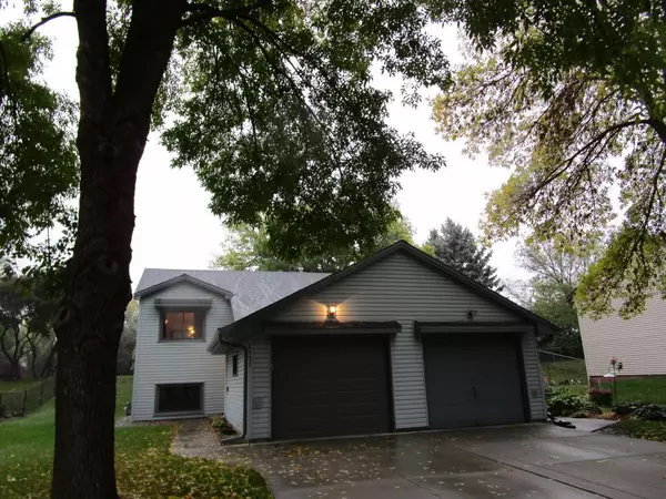 8433 Sheridan AVE N, Brooklyn Park, MN 55444