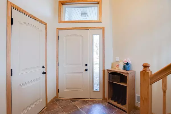 Wyoming, MN 55092,5948 258th ST