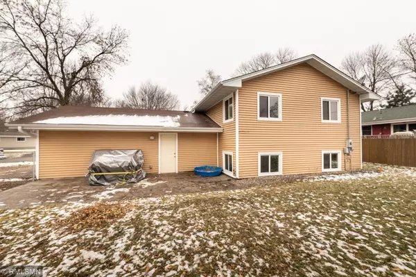 Chisago City, MN 55013,11340 Lakeview RD