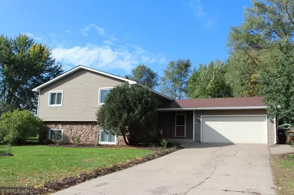 11901 Oregon AVE N, Champlin, MN 55316