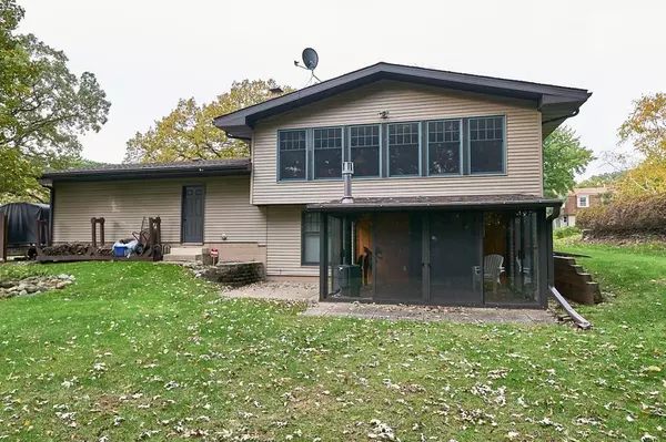 Bloomington, MN 55420,10301 10th Avenue CIR S