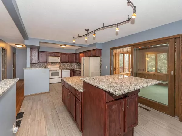 Bloomington, MN 55437,4701 Normandale Highlands DR