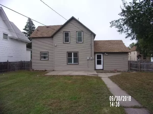 Saint Cloud, MN 56301,729 18th AVE S