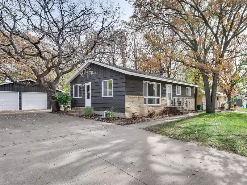 8025 Monroe ST NE, Spring Lake Park, MN 55432