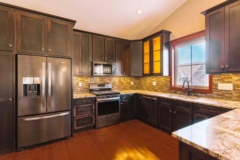 West Saint Paul, MN 55118,275 Wentworth AVE E