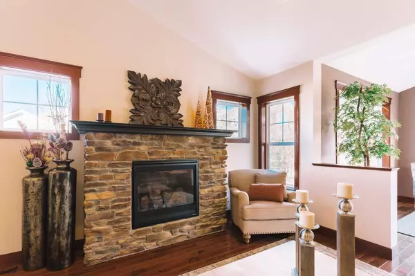 West Saint Paul, MN 55118,275 Wentworth AVE E