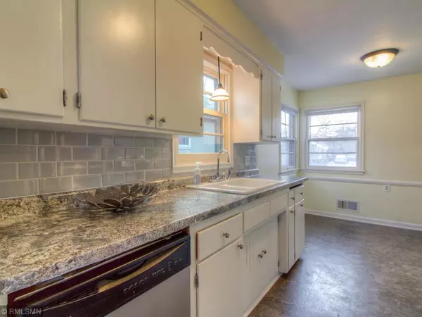 Minneapolis, MN 55412,3931 N 6th ST