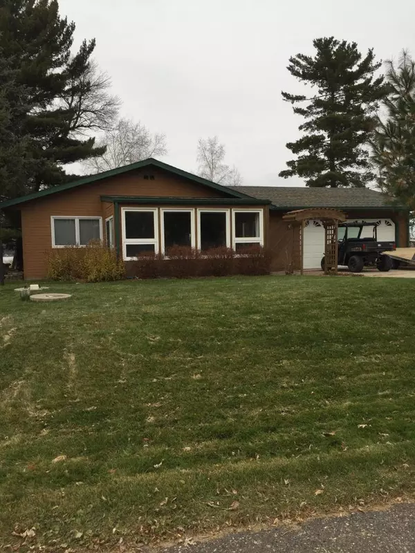 1624 Lincoln Hills CIR, Cushing, MN 56443