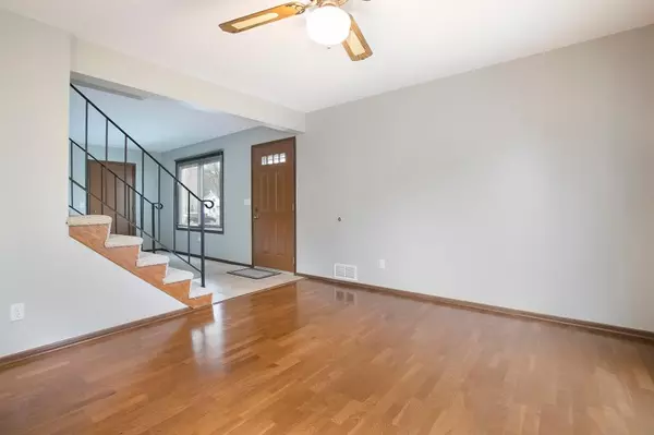 Eagan, MN 55122,1530 Clemson DR #B