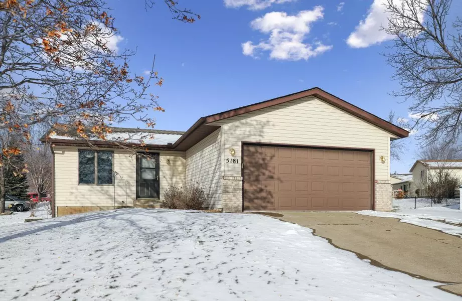 5181 Starling DR, Monticello, MN 55362
