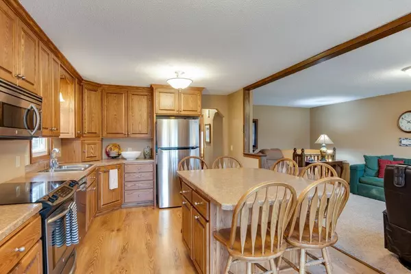 Corcoran, MN 55374,19543 Country CIR E