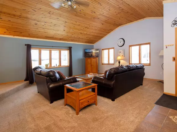 Linwood Twp, MN 55079,8503 Fawn Lake DR NE