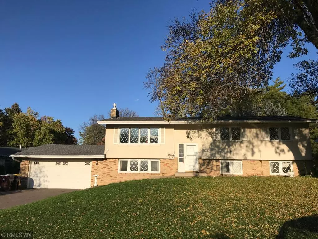 West Saint Paul, MN 55118,389 Edith DR