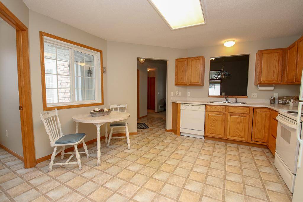 Savage, MN 55378,13124 Falcons WAY