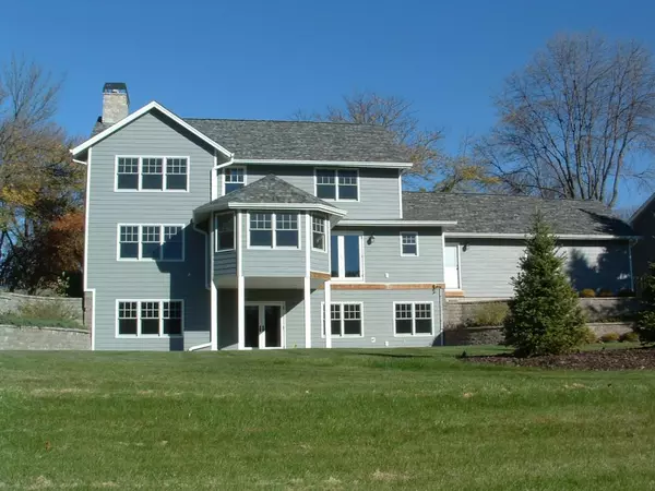 Bloomington, MN 55438,9556 Yukon CIR S