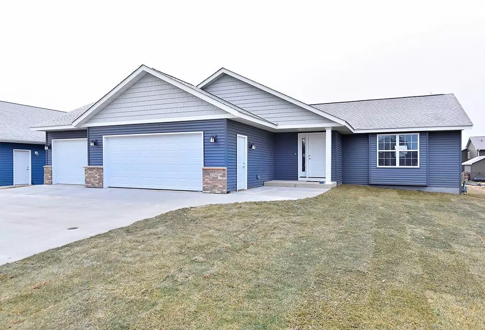 Owatonna, MN 55060,2586 Stony Creek DR