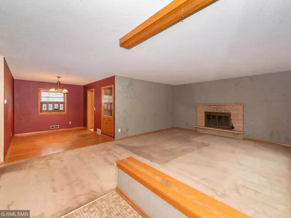 Golden Valley, MN 55422,5330 Lowry TER