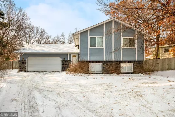 Coon Rapids, MN 55448,12330 Larch ST NW