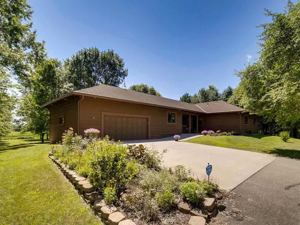 5230 Verde Valley RD NW, Nowthen, MN 55303