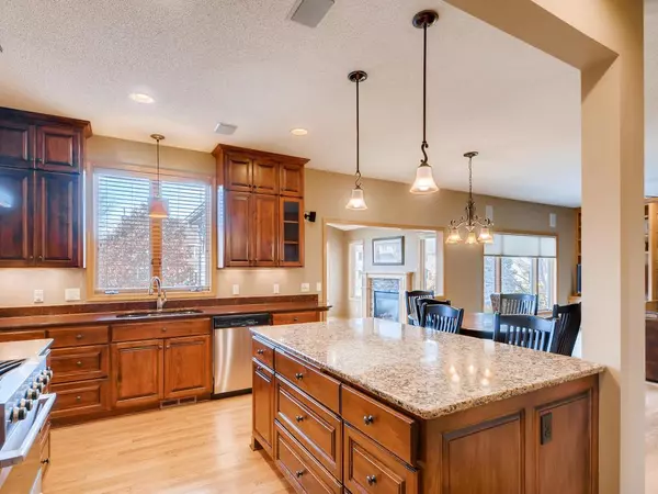 Apple Valley, MN 55124,13917 Fallbrook WAY